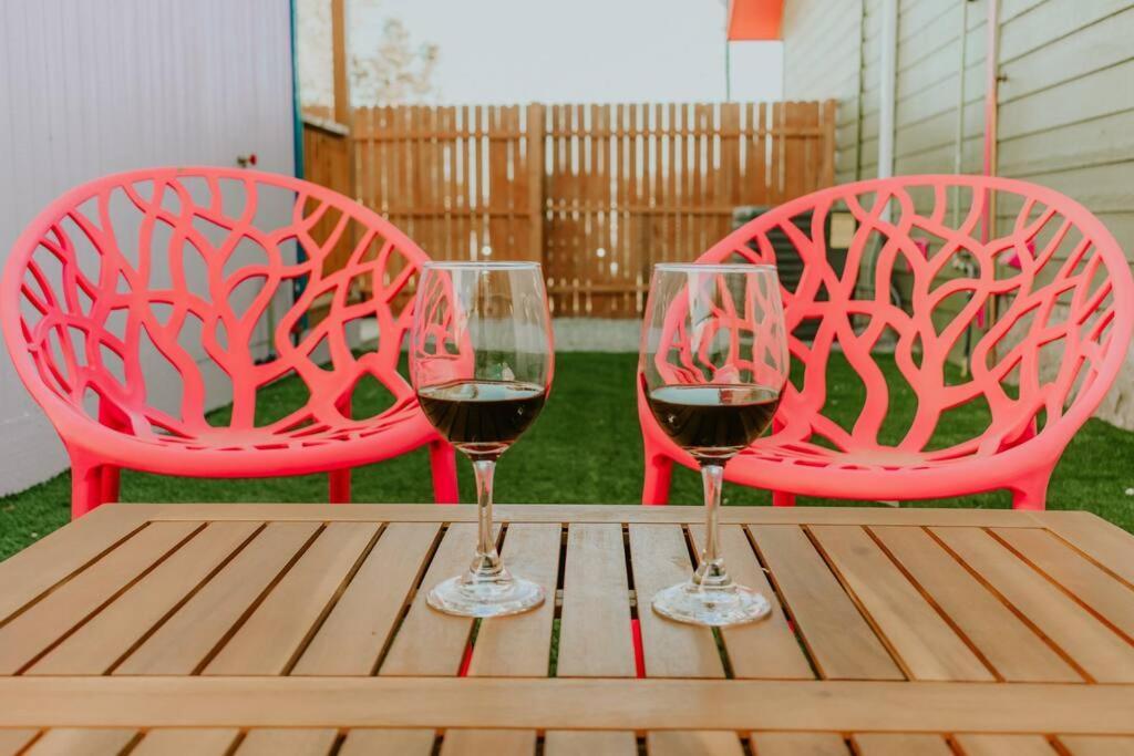 Agave Tiny House At Cactus Flower-Hot Tub-Pet Friendly-No Pet Fees! Албукерке Екстериор снимка