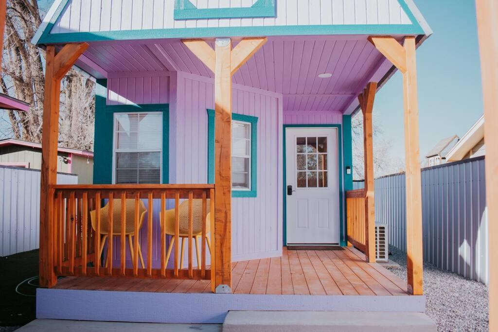 Agave Tiny House At Cactus Flower-Hot Tub-Pet Friendly-No Pet Fees! Албукерке Екстериор снимка