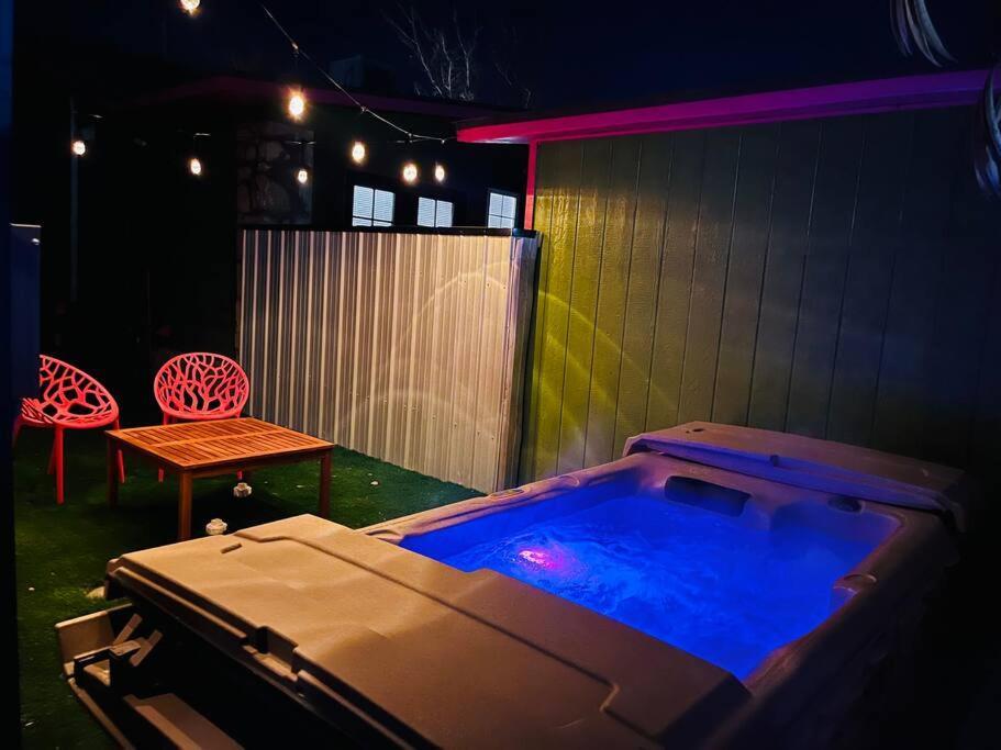 Agave Tiny House At Cactus Flower-Hot Tub-Pet Friendly-No Pet Fees! Албукерке Екстериор снимка